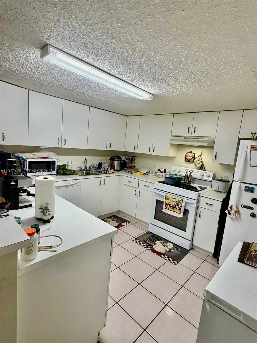 4725 SW 62nd Ave # 104, Davie, FL 33314 photo 13