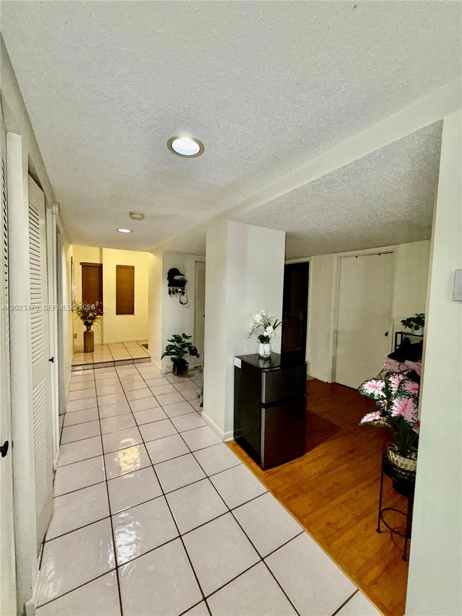 4725 SW 62nd Ave # 104, Davie, FL 33314 photo 4
