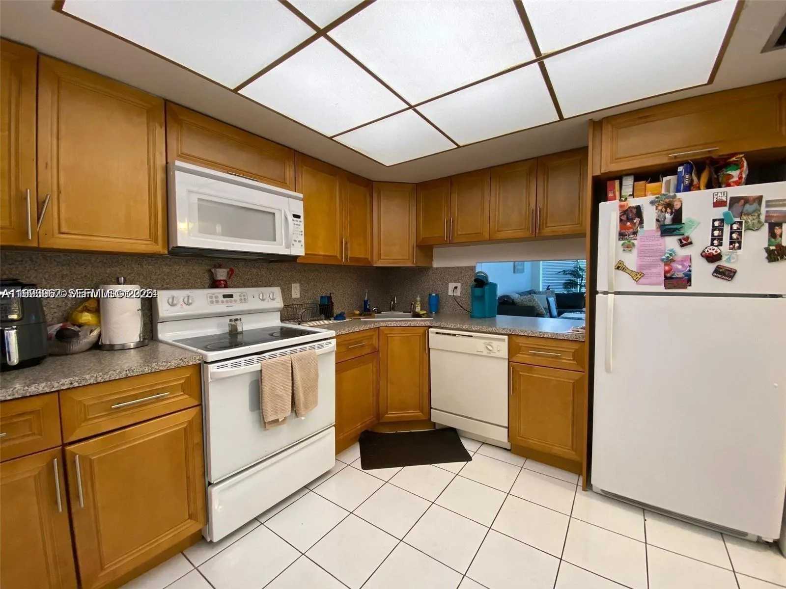 851 NE 14th Ave # 420, Hallandale Beach, FL 33009 photo 6
