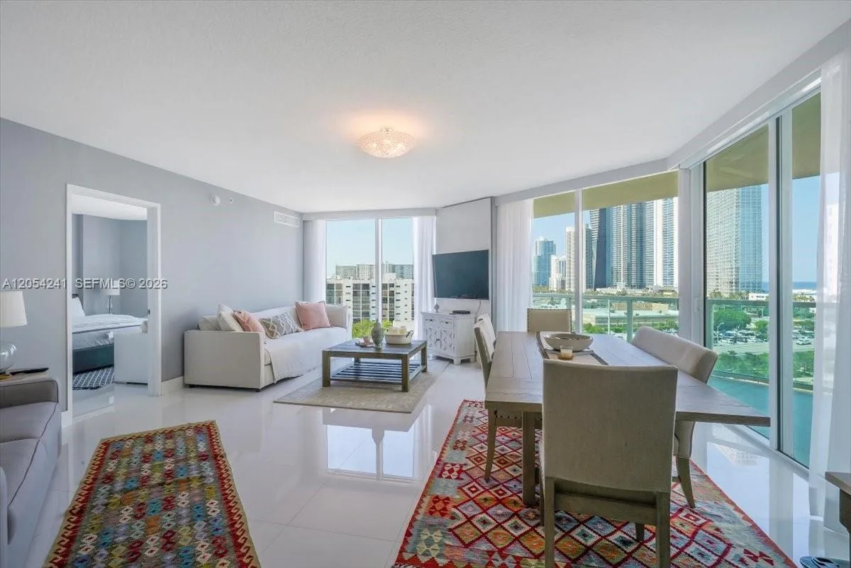 250 Sunny Isles Blvd # 3-902, Sunny Isles Beach, FL 33160 — zdjęcie 2