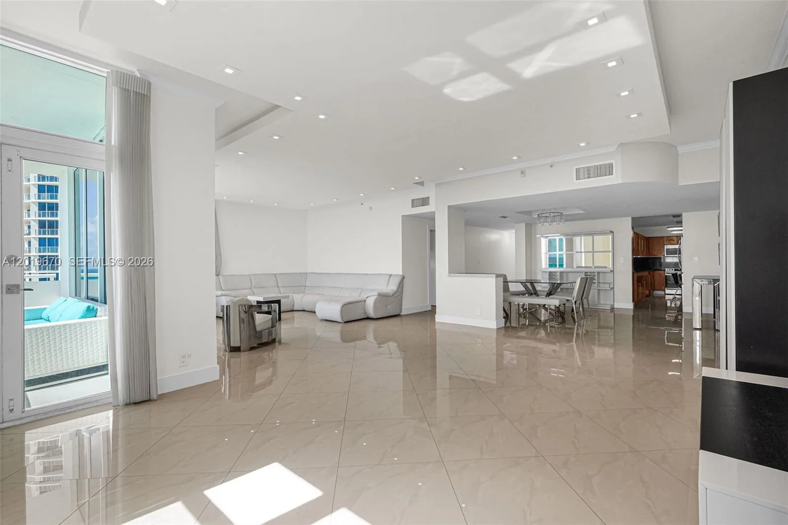 3001 S Ocean Dr # 1611, Hollywood, FL 33019 photo 3