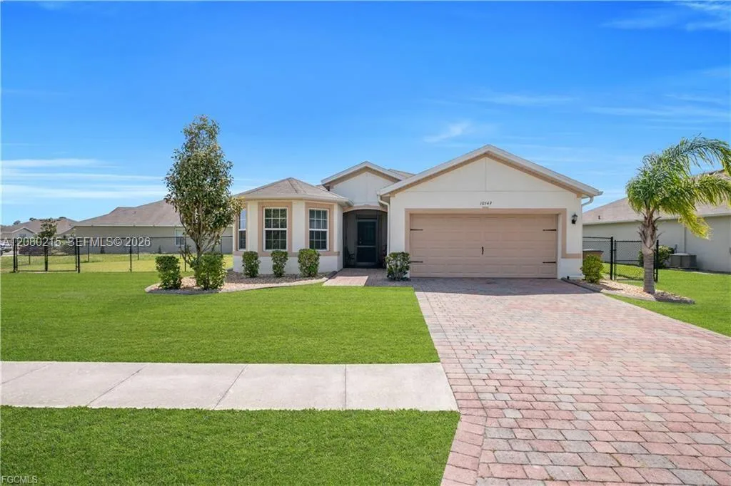 10549 Canal Brook LN, Lehigh Acres, FL 33936 photo 2