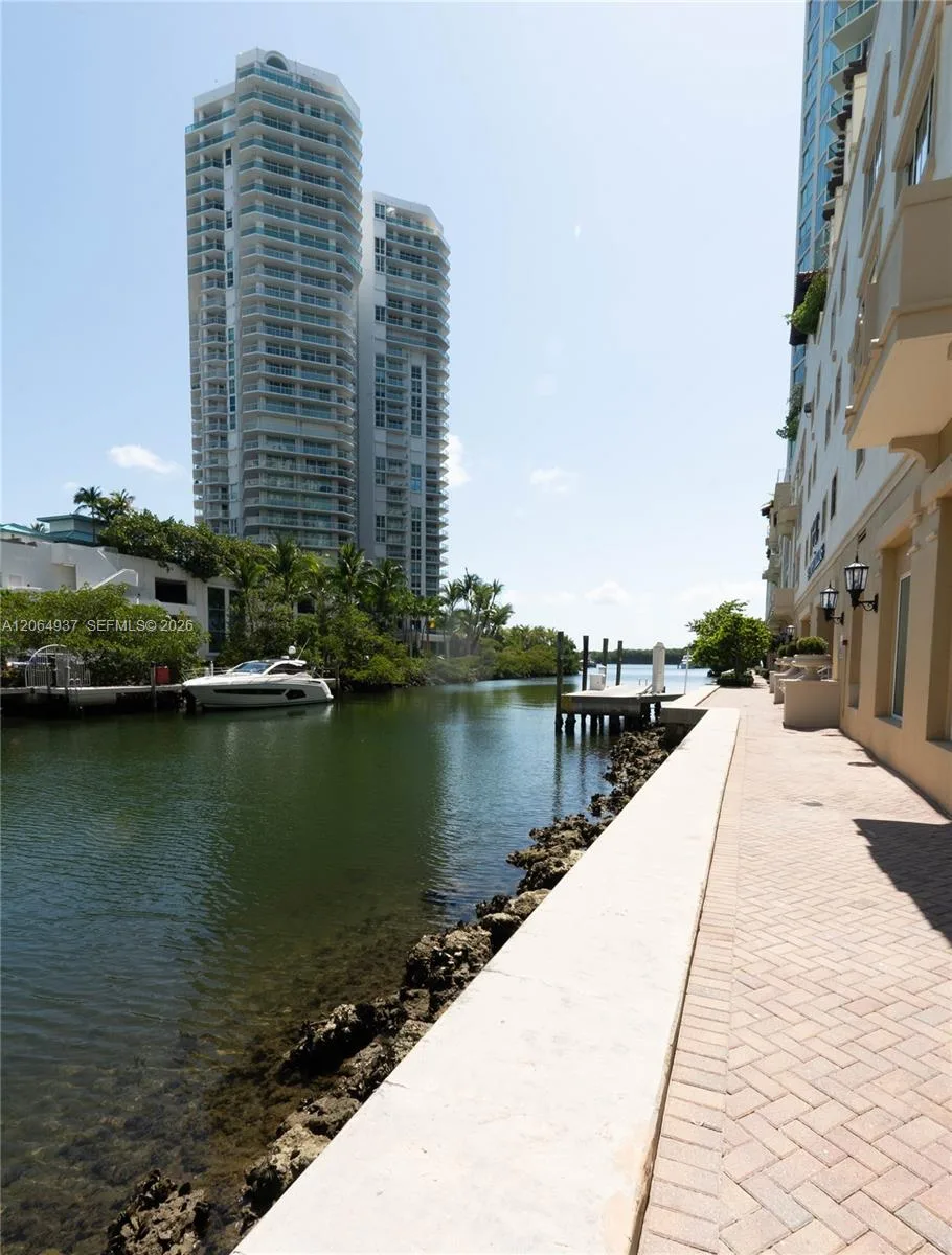 150 Sunny Isles Blvd # 1-TH403, Sunny Isles Beach, FL 33160 photo 2