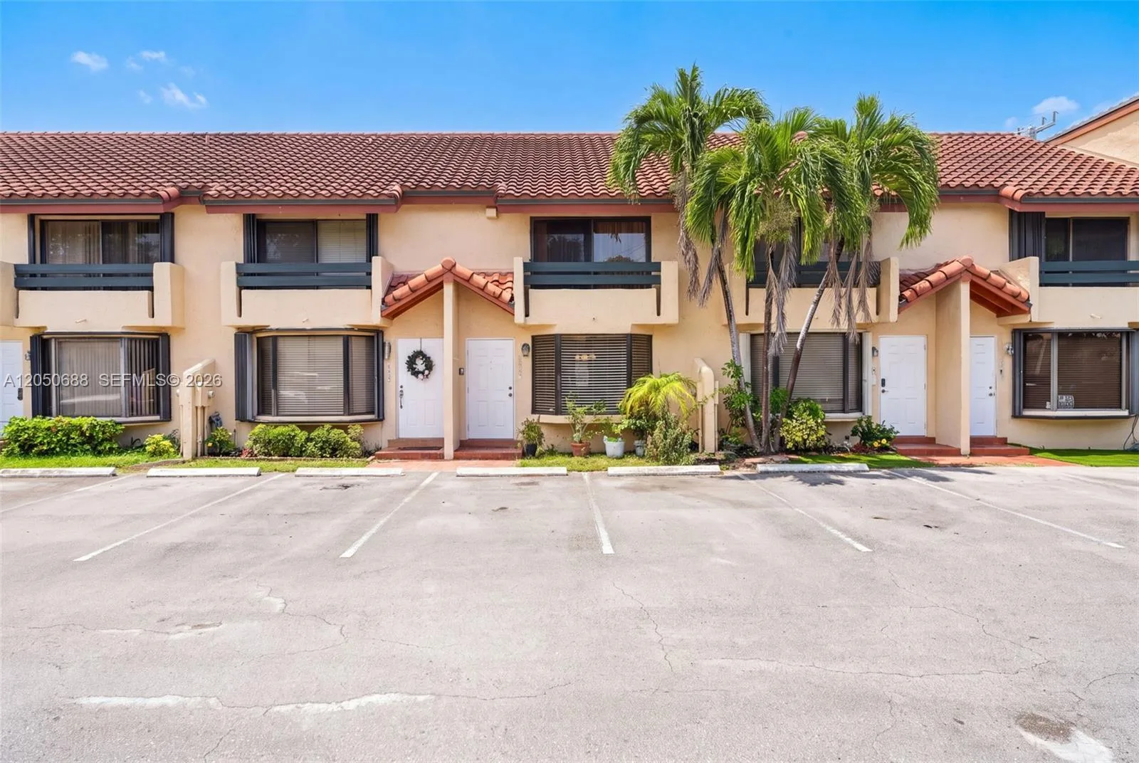 10035 SW 77th Ct, Miami, FL 33156