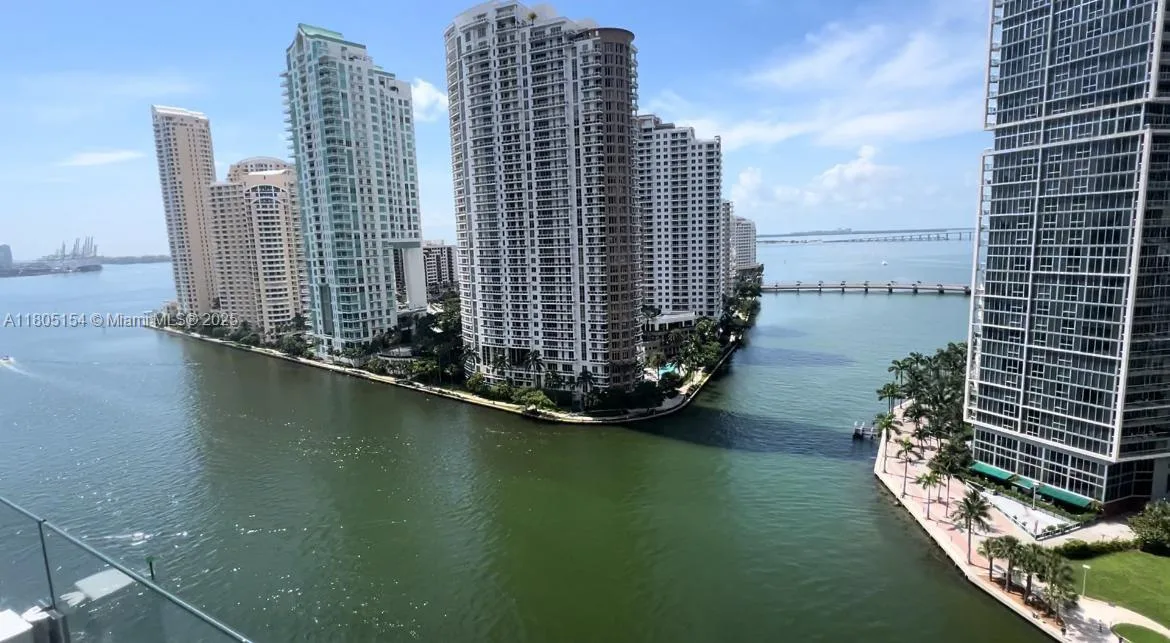 300 Biscayne Blvd Way # 1805, Miami, FL 33131 photo 3