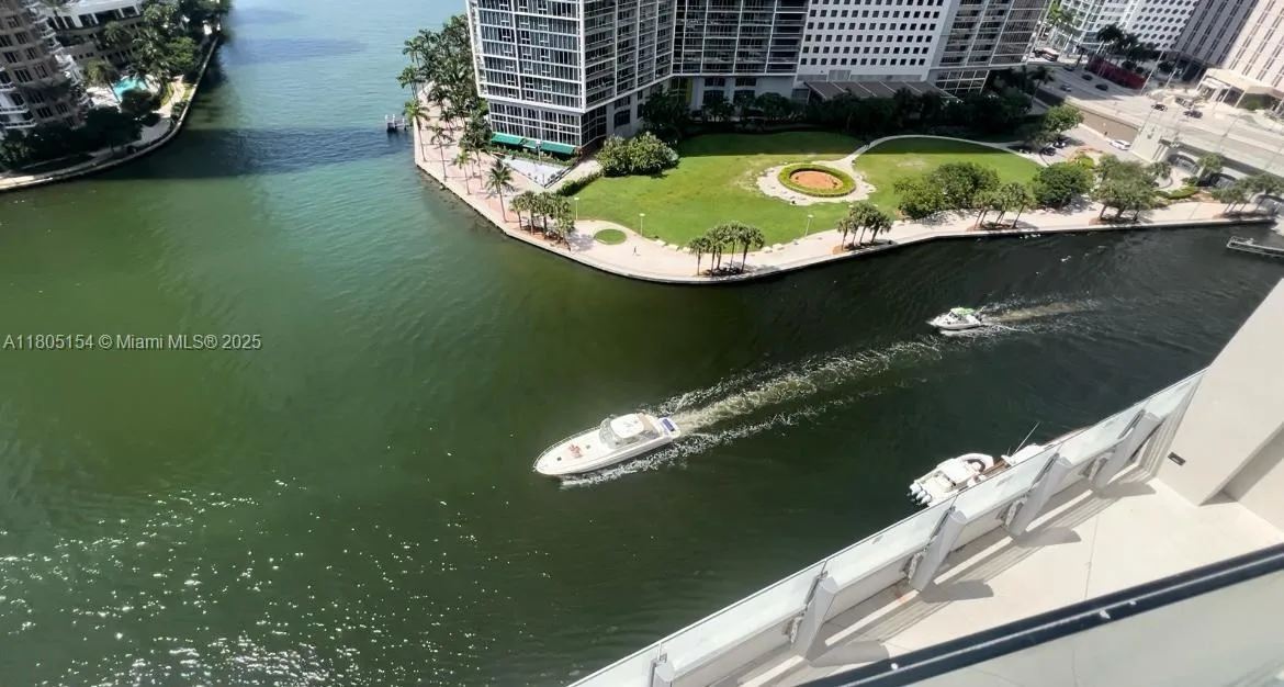 300 Biscayne Blvd Way # 1805, Miami, FL 33131 photo 6