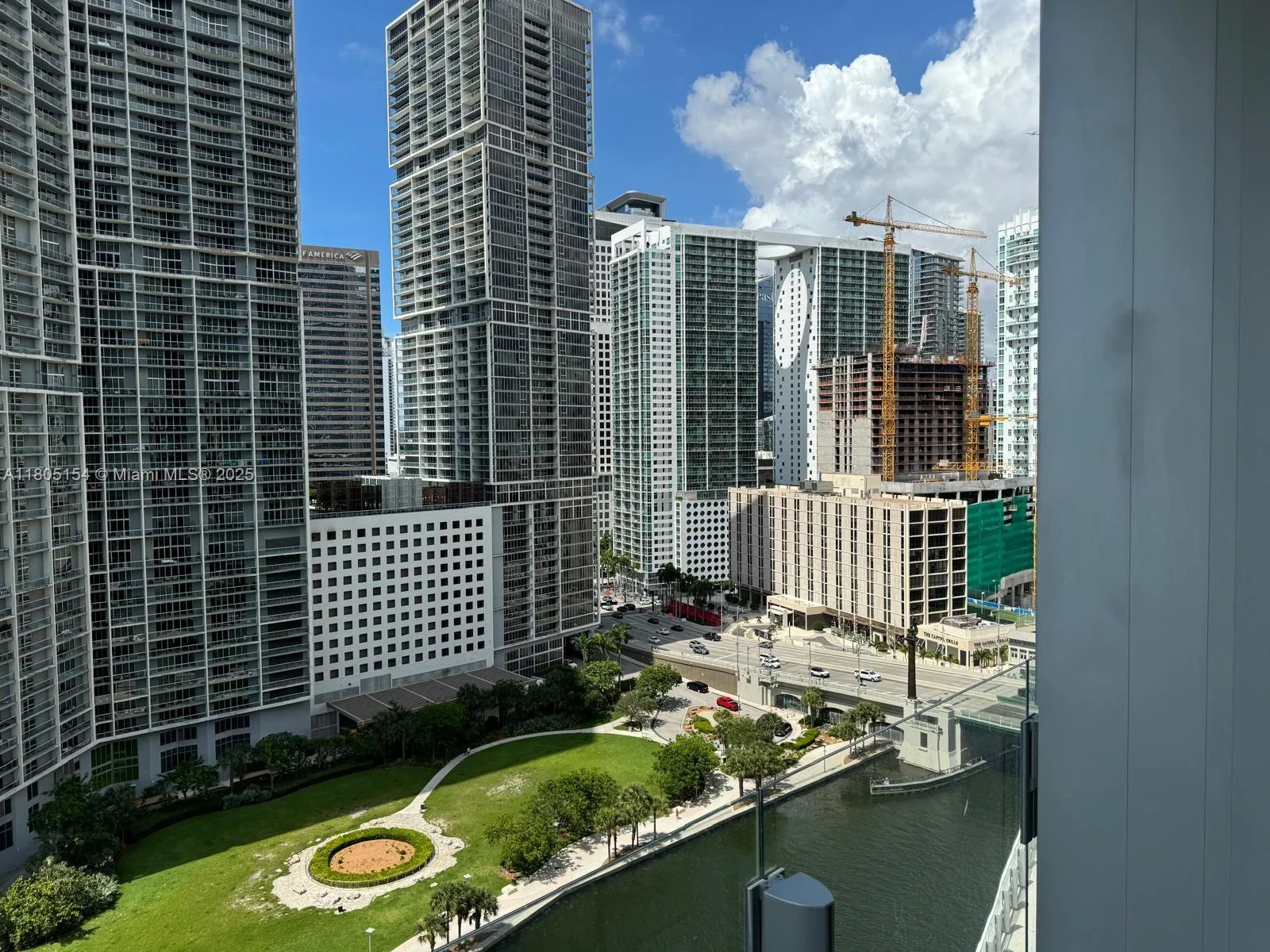 300 Biscayne Blvd Way # 1805, Miami, FL 33131 photo 7