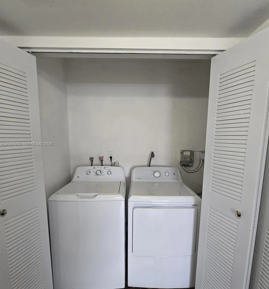 9357 Fontainebleau Blvd # D420, Miami, FL 33172 photo 10