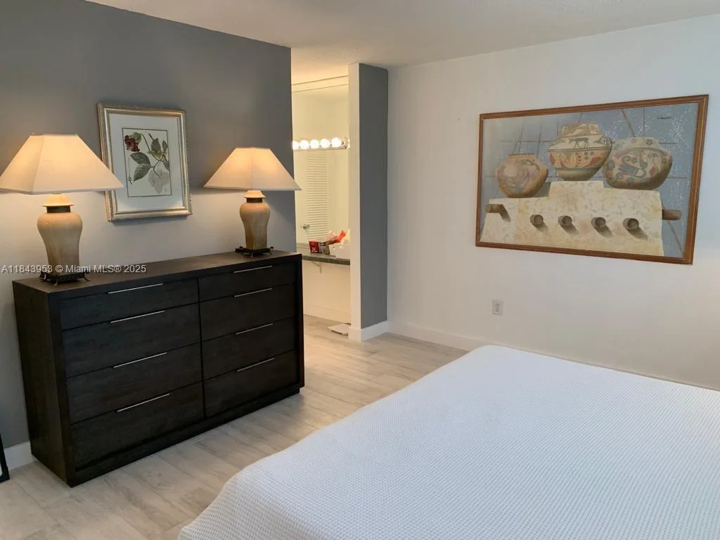 800 West Ave # 520, Miami Beach, FL 33139 photo 11