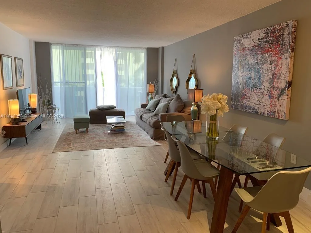 800 West Ave # 520, Miami Beach, FL 33139 photo 2