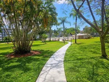 4650 Washington Street # 504, Hollywood, FL 33021