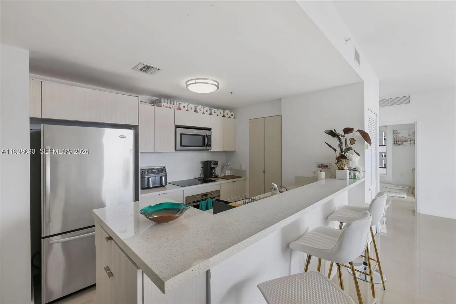 300 S Biscayne Blvd # T-2616, Miami, FL 33131 photo 5