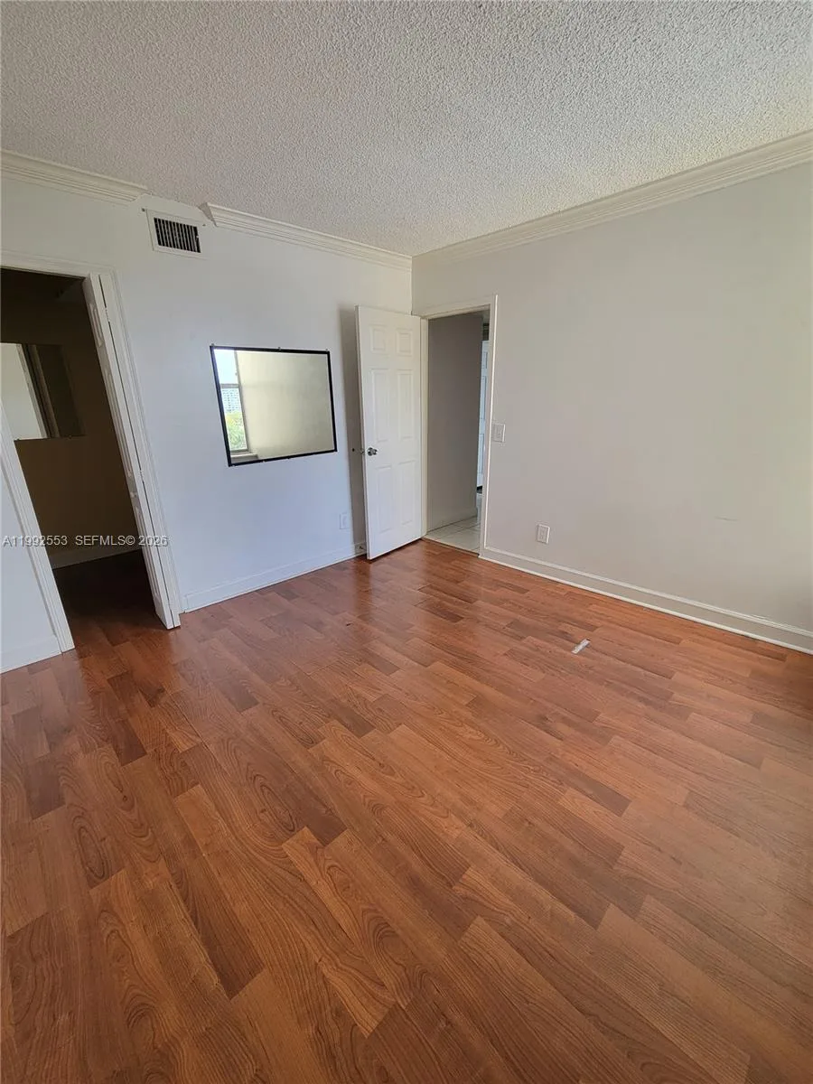 2020 NE 135th St # 904, North Miami, FL 33181 photo 7