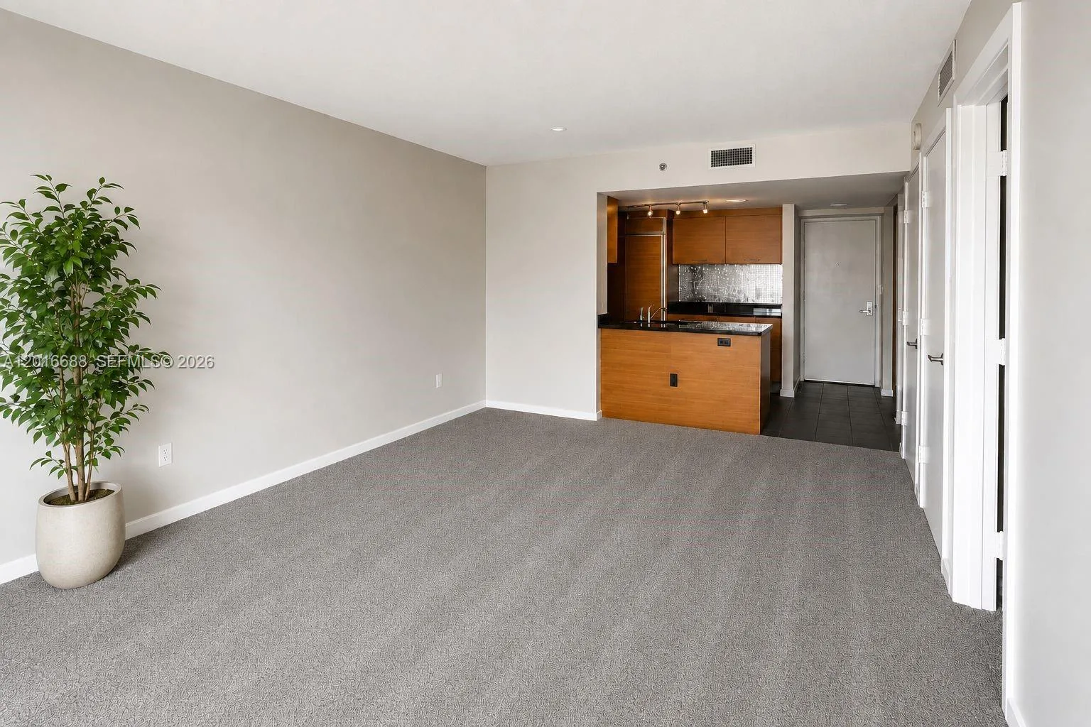 50 Biscayne Blvd # 1605, Miami, FL 33132 photo 3