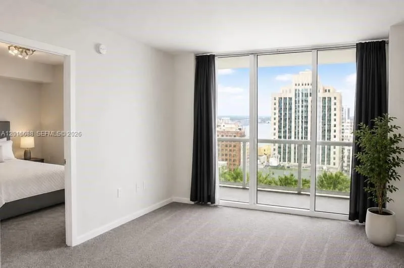 50 Biscayne Blvd # 1605, Miami, FL 33132 photo 7