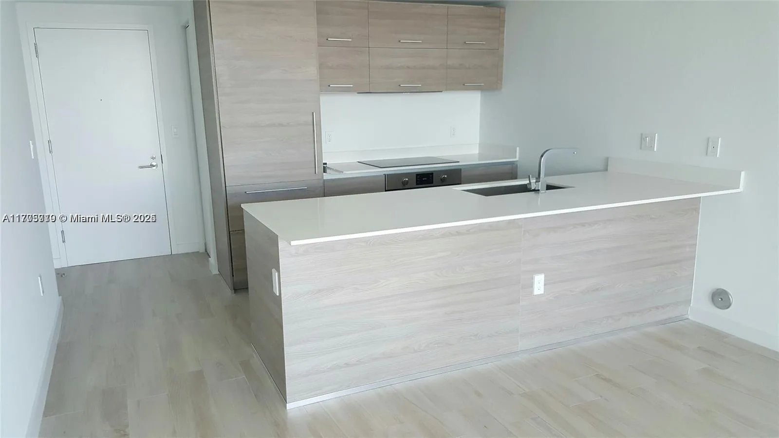 1300 S Miami Ave # 4411, Miami, FL 33130 photo 2