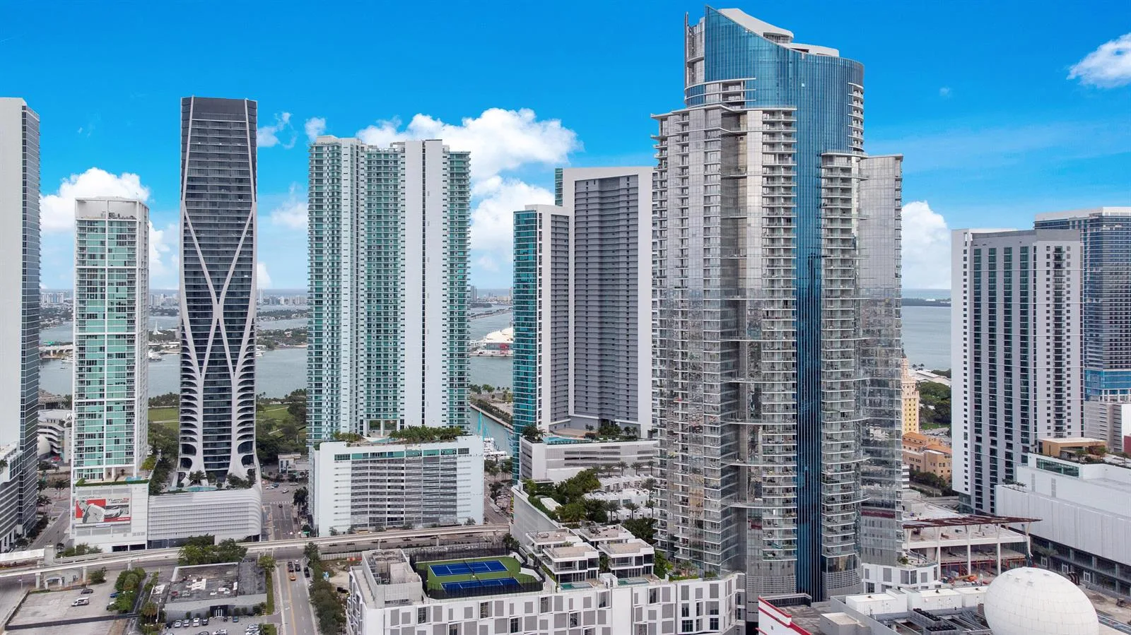 851 NE 1st Avenue # 1110, Miami, FL 33132 photo 2