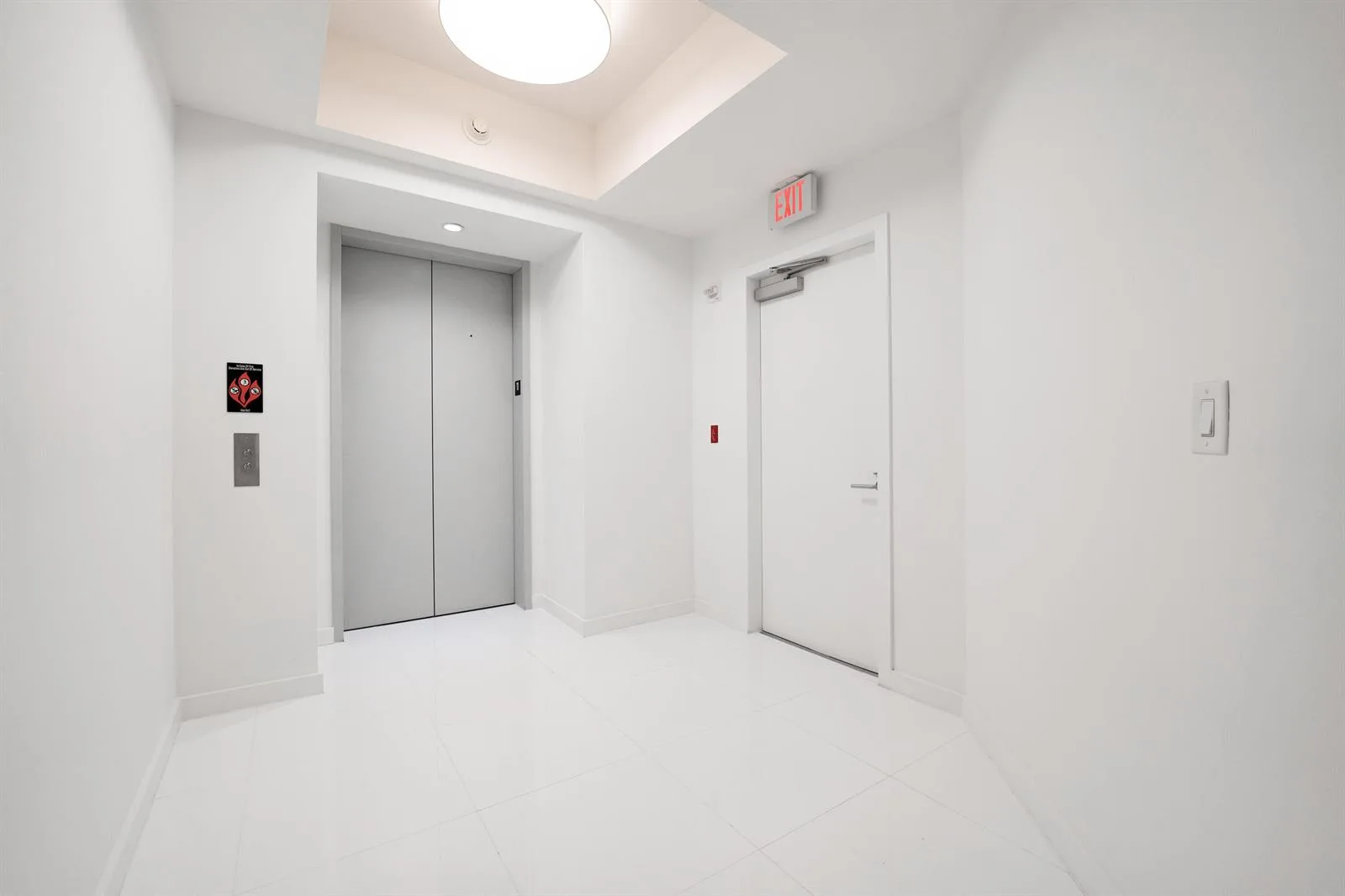 851 NE 1st Avenue # 1110, Miami, FL 33132 photo 3