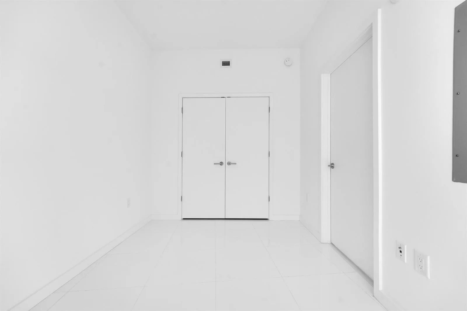 851 NE 1st Avenue # 1110, Miami, FL 33132 photo 5