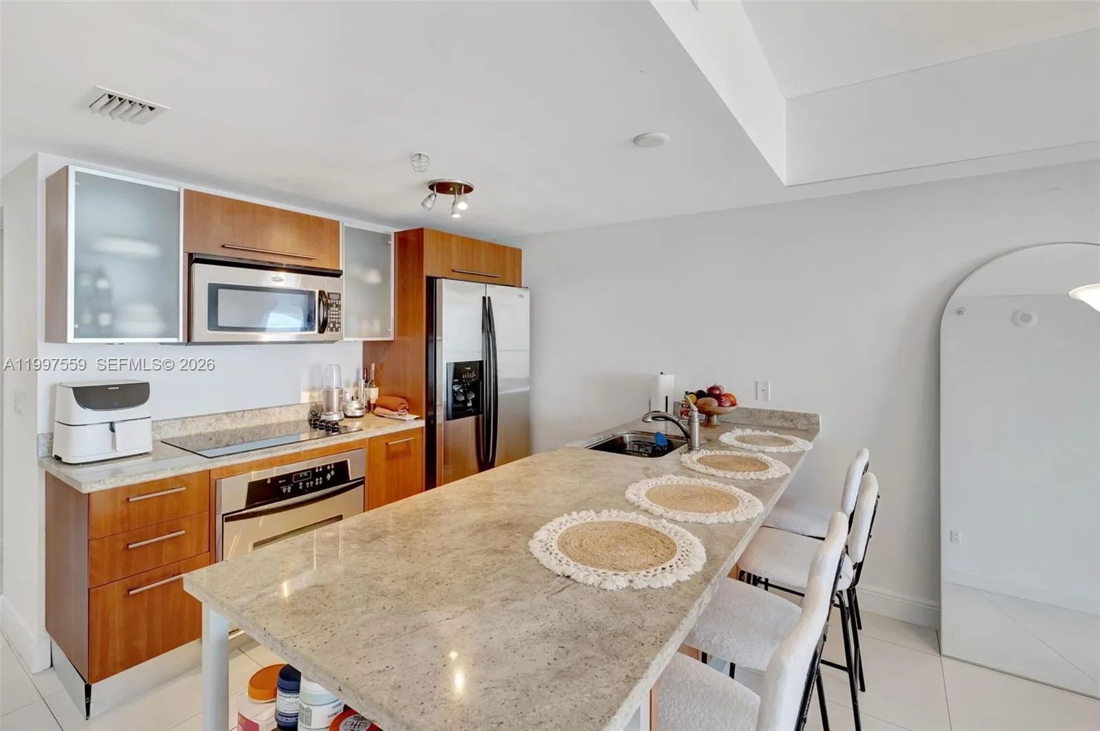 185 SW 7th St # 2303, Miami, FL 33130 photo 13