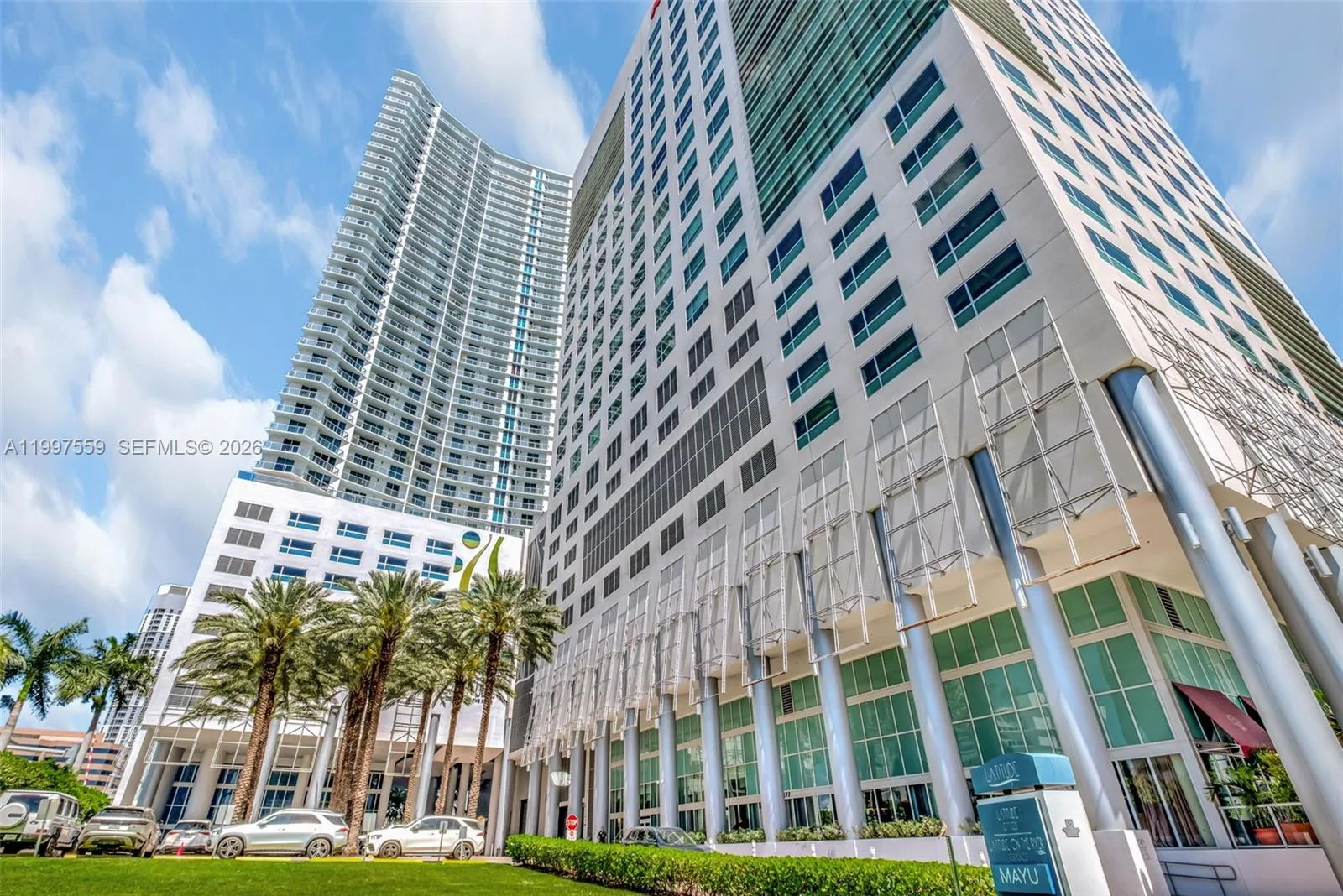185 SW 7th St # 2303, Miami, FL 33130 photo 3