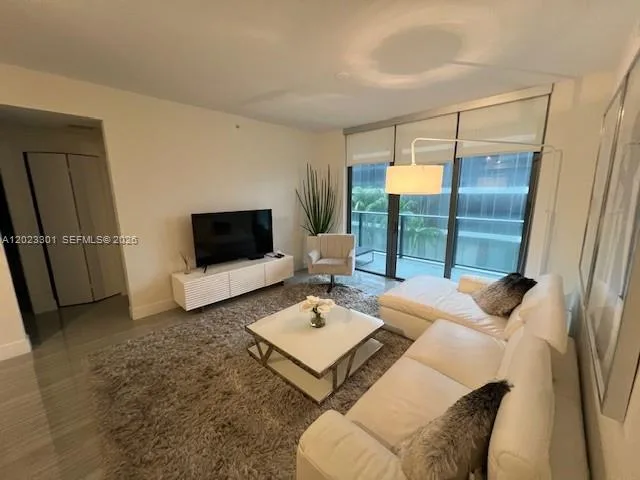 2960 NE 207th St # 709, Aventura, FL 33180 photo 4