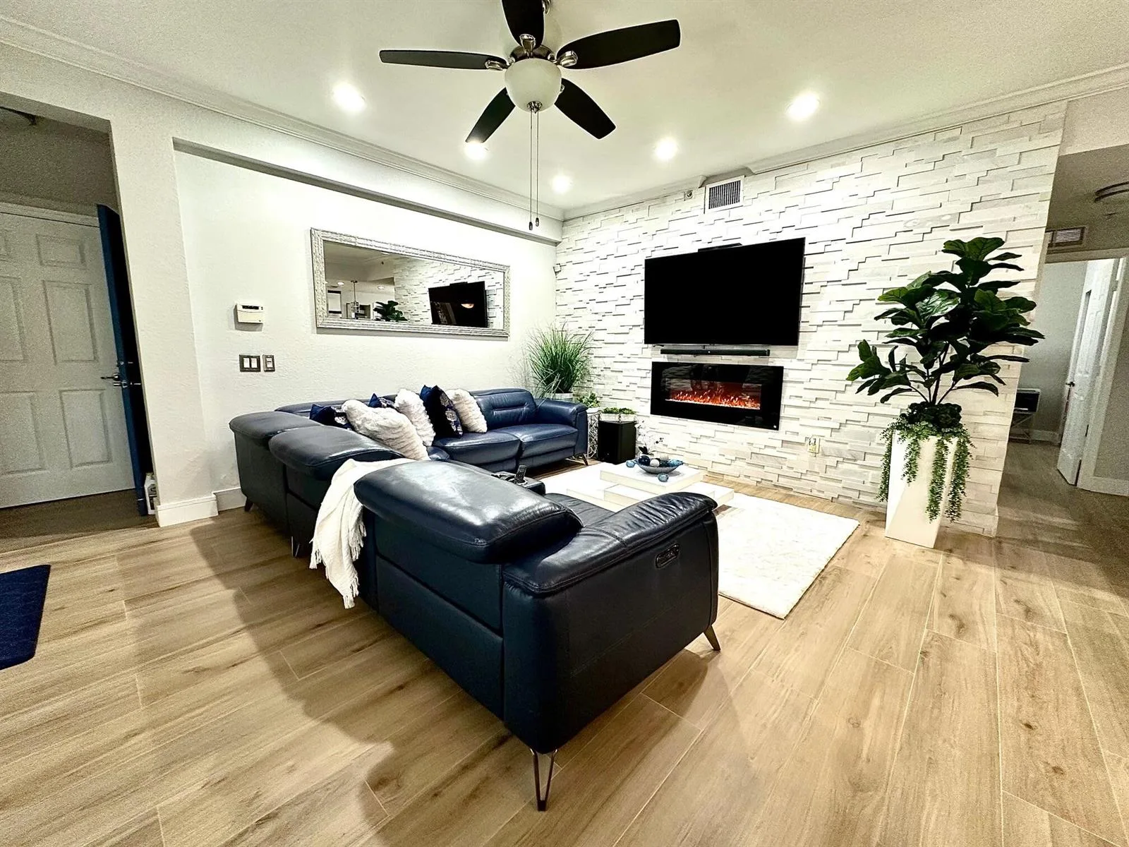 4720 Mimosa Place # 905, Coconut Creek, FL 33073 photo 3