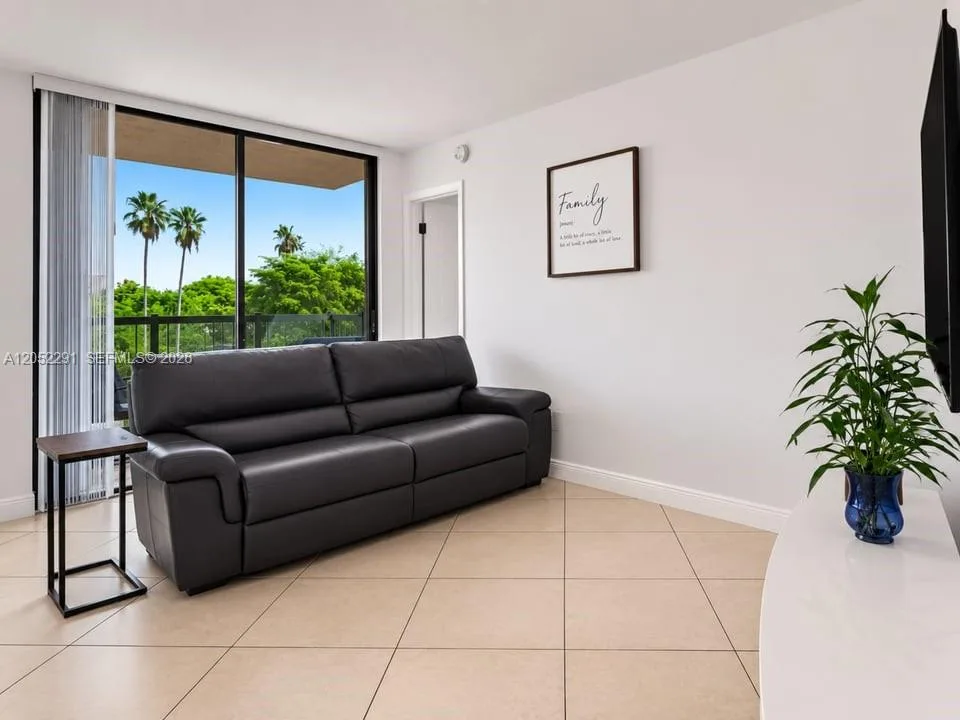 2055 SW 122nd Ave # 418, Miami, FL 33175 photo 5