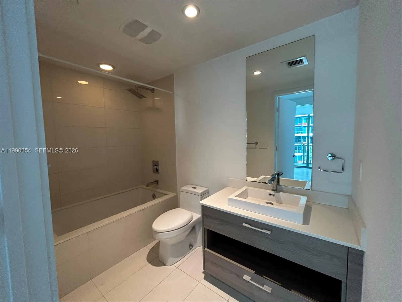 1300 S Miami Ave # 1607, Miami, FL 33130 photo 10
