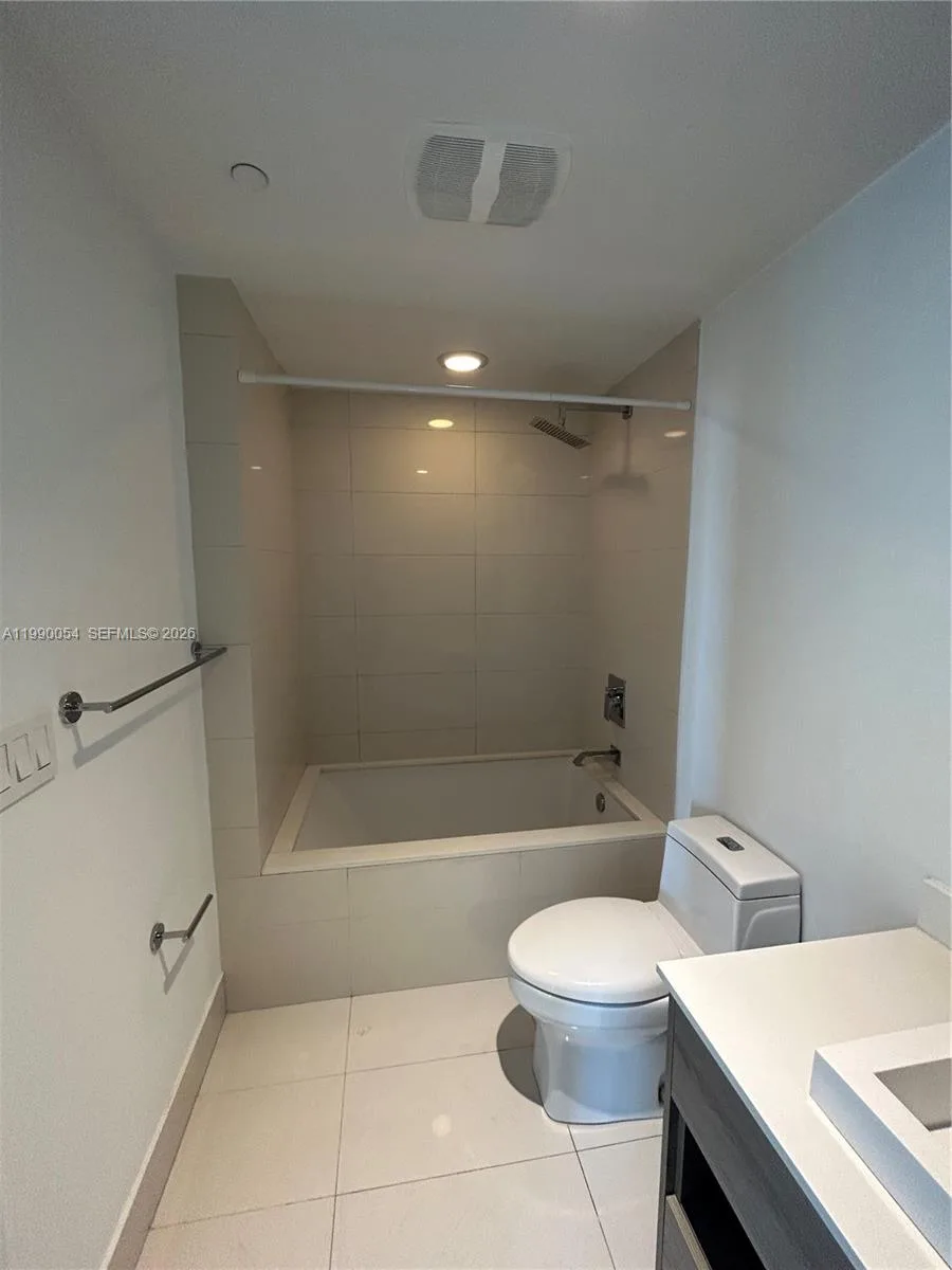 1300 S Miami Ave # 1607, Miami, FL 33130 photo 11