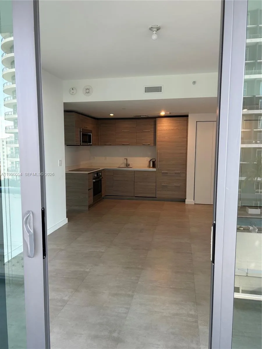 1300 S Miami Ave # 1607, Miami, FL 33130 photo 12