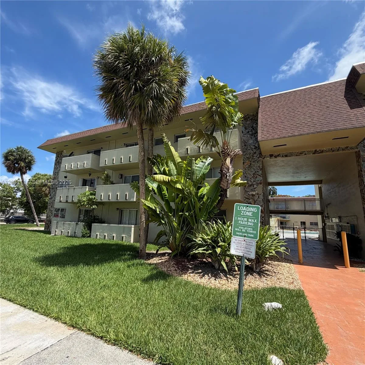 7505 SW 82nd St # 206, Miami, FL 33143