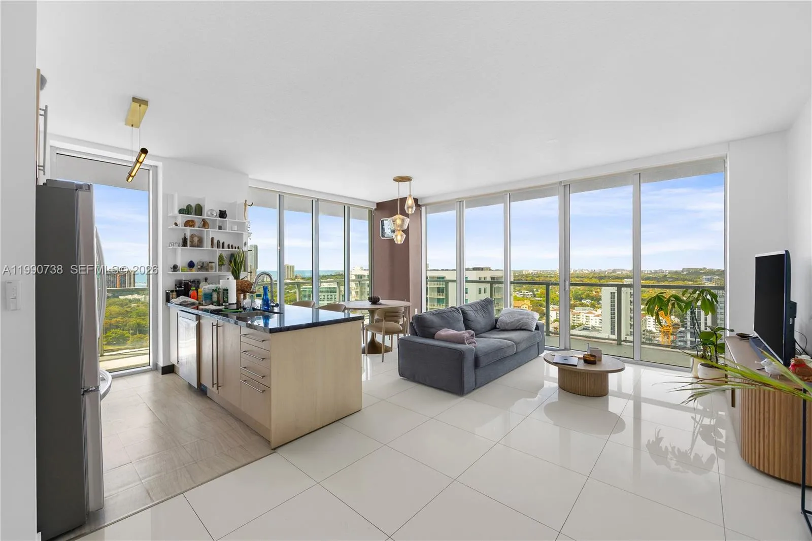 79 SW 12th St # 2401-S, Miami, FL 33130 photo 11