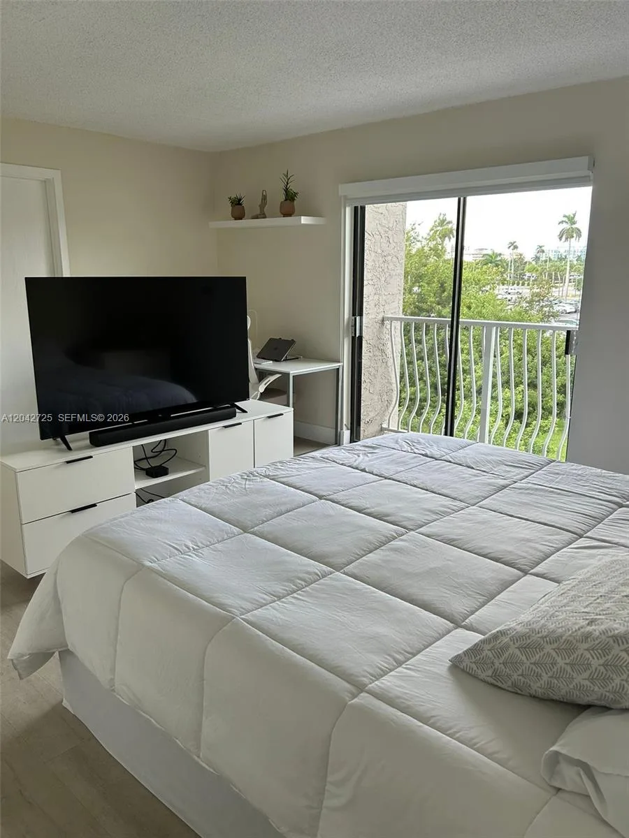 500 NE 2nd St # 310, Dania Beach, FL 33004 photo 6