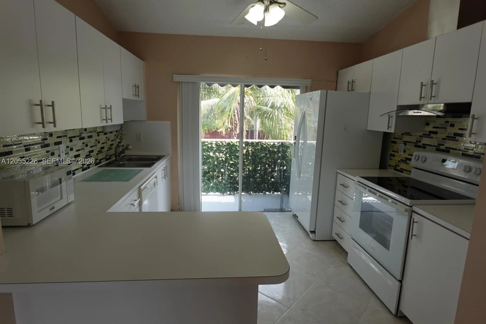 7030 NW 173rd Dr # 1602, Hialeah, FL 33015 photo 4