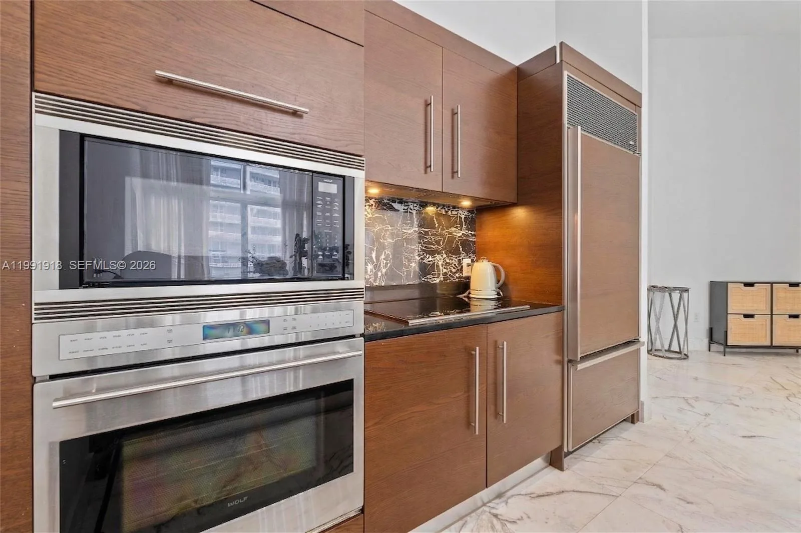 475 Brickell Ave # 2209, Miami, FL 33131 photo 4