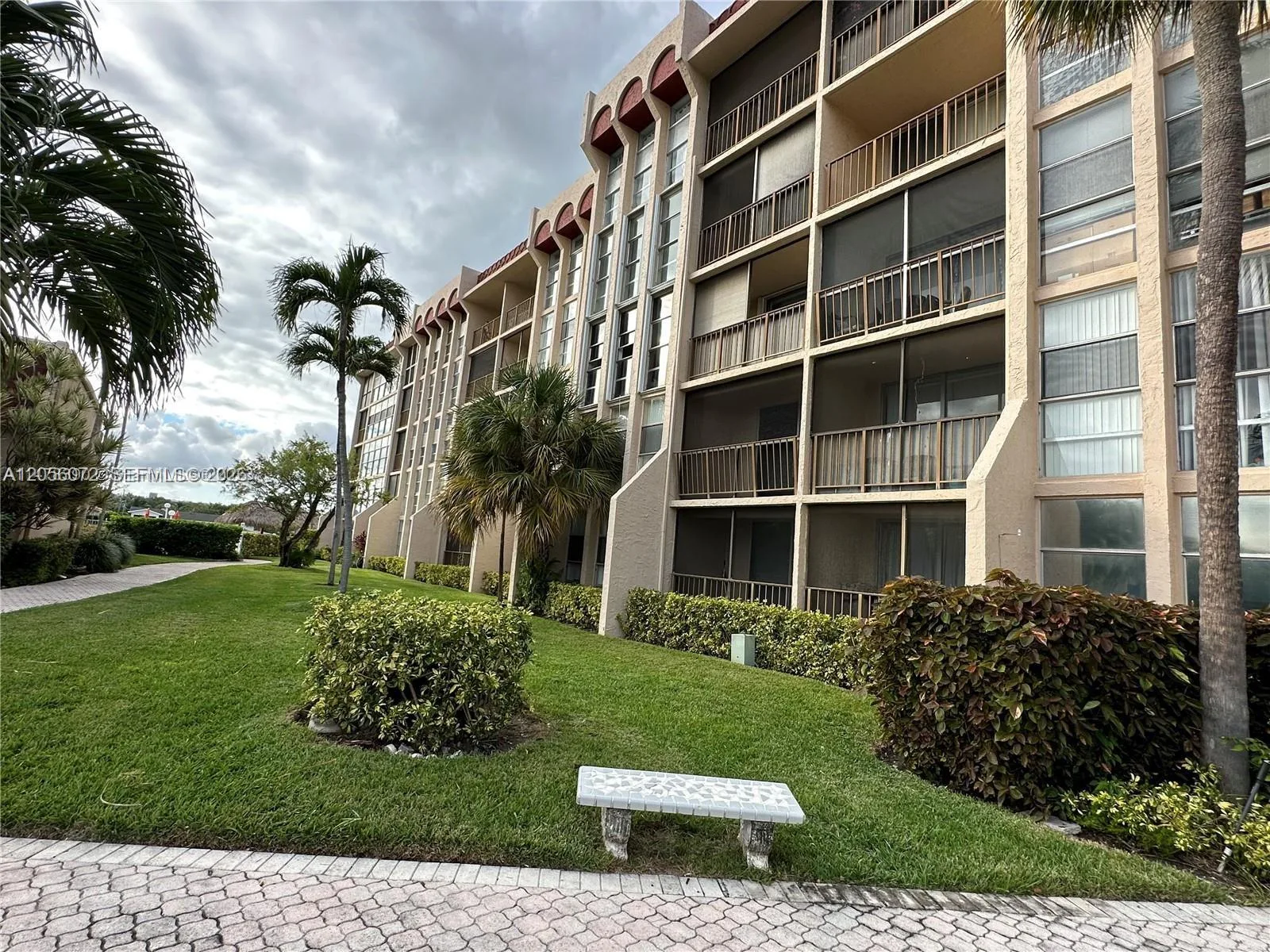 2000 Atlantic Shores Blvd # 404, Hallandale Beach, FL 33009 photo 7