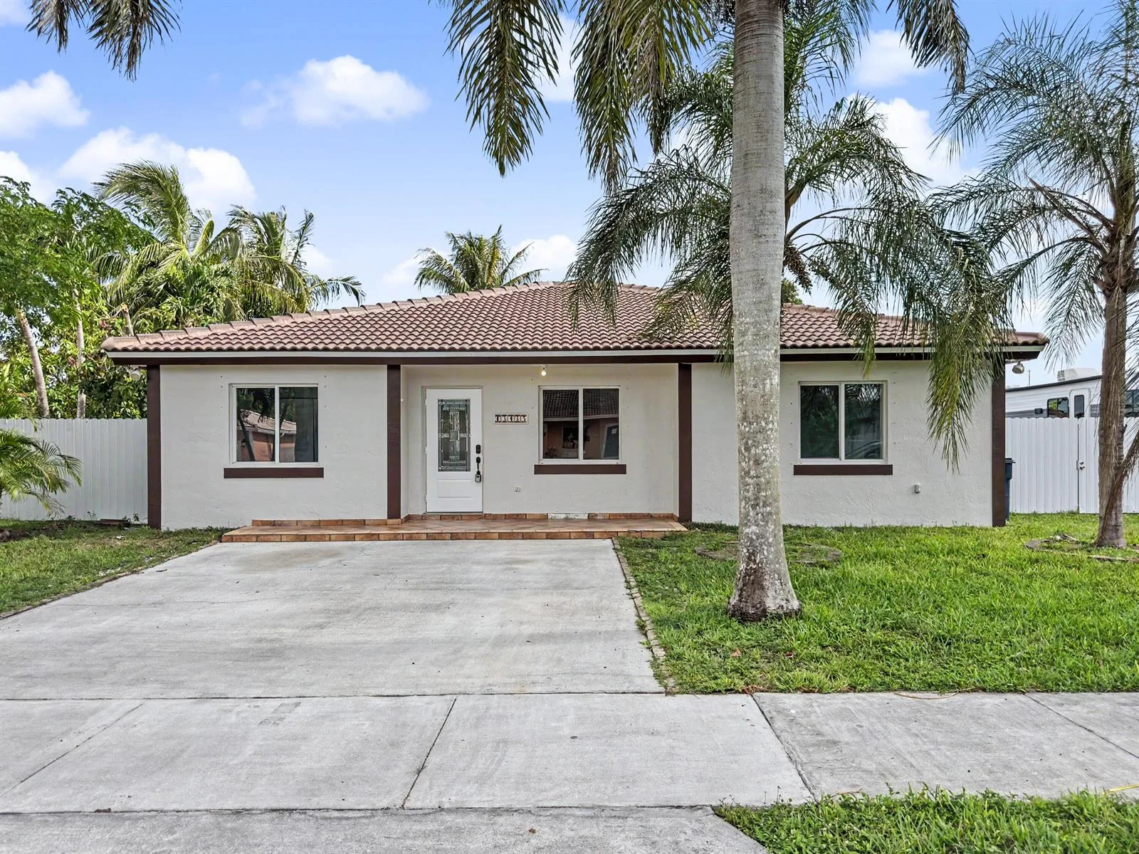13435 SW 257th Terrace, Homestead, FL 33032