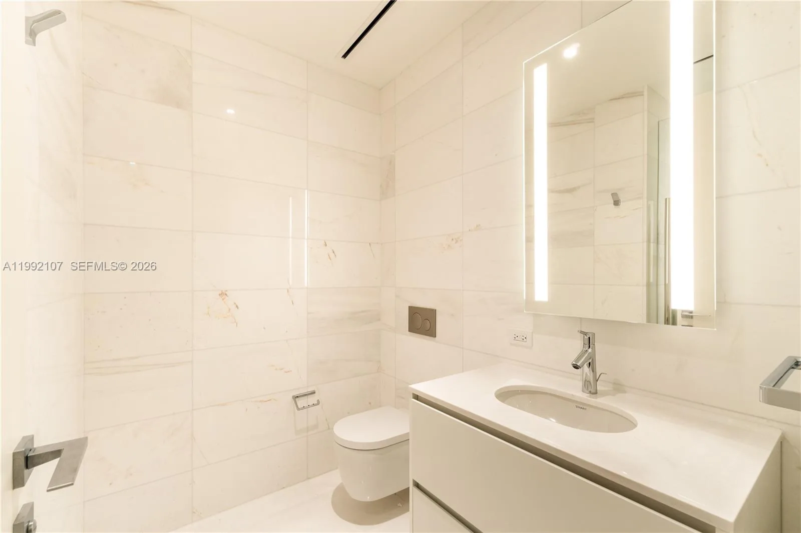 300 Biscayne Boulevard Way # 2103C, Miami, FL 33131 photo 10