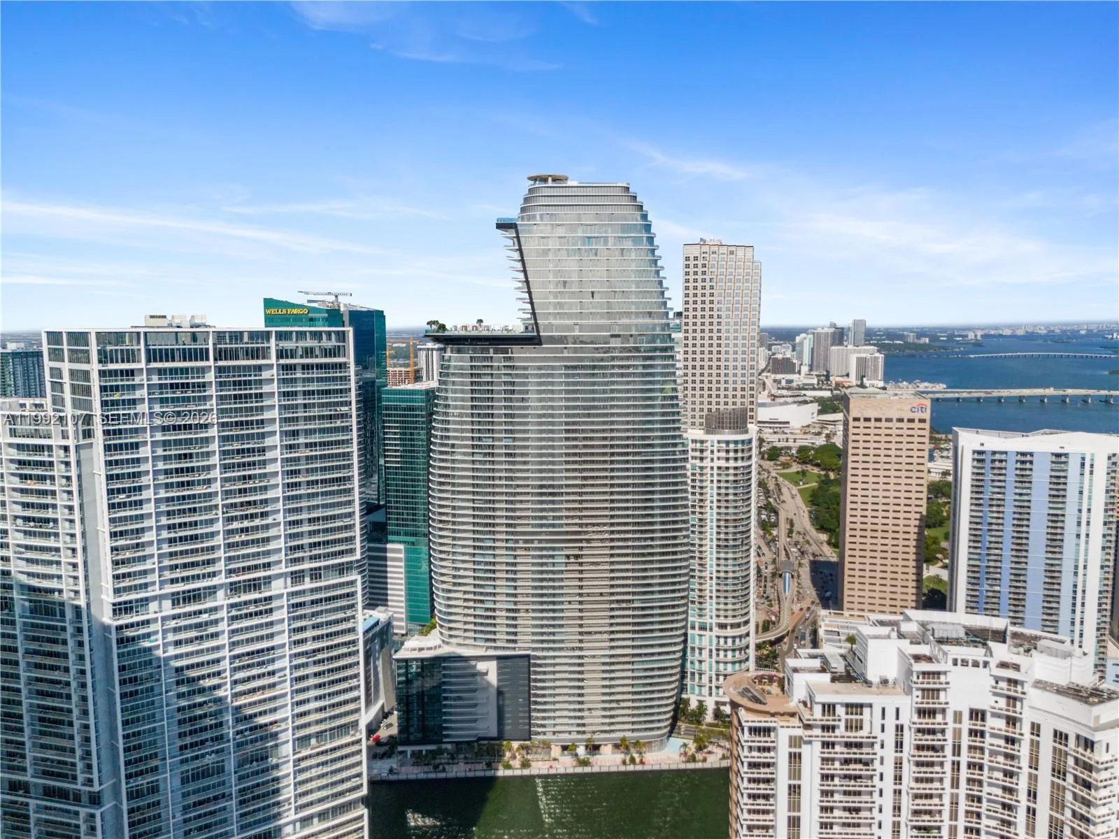 300 Biscayne Boulevard Way # 2103C, Miami, FL 33131 photo 2