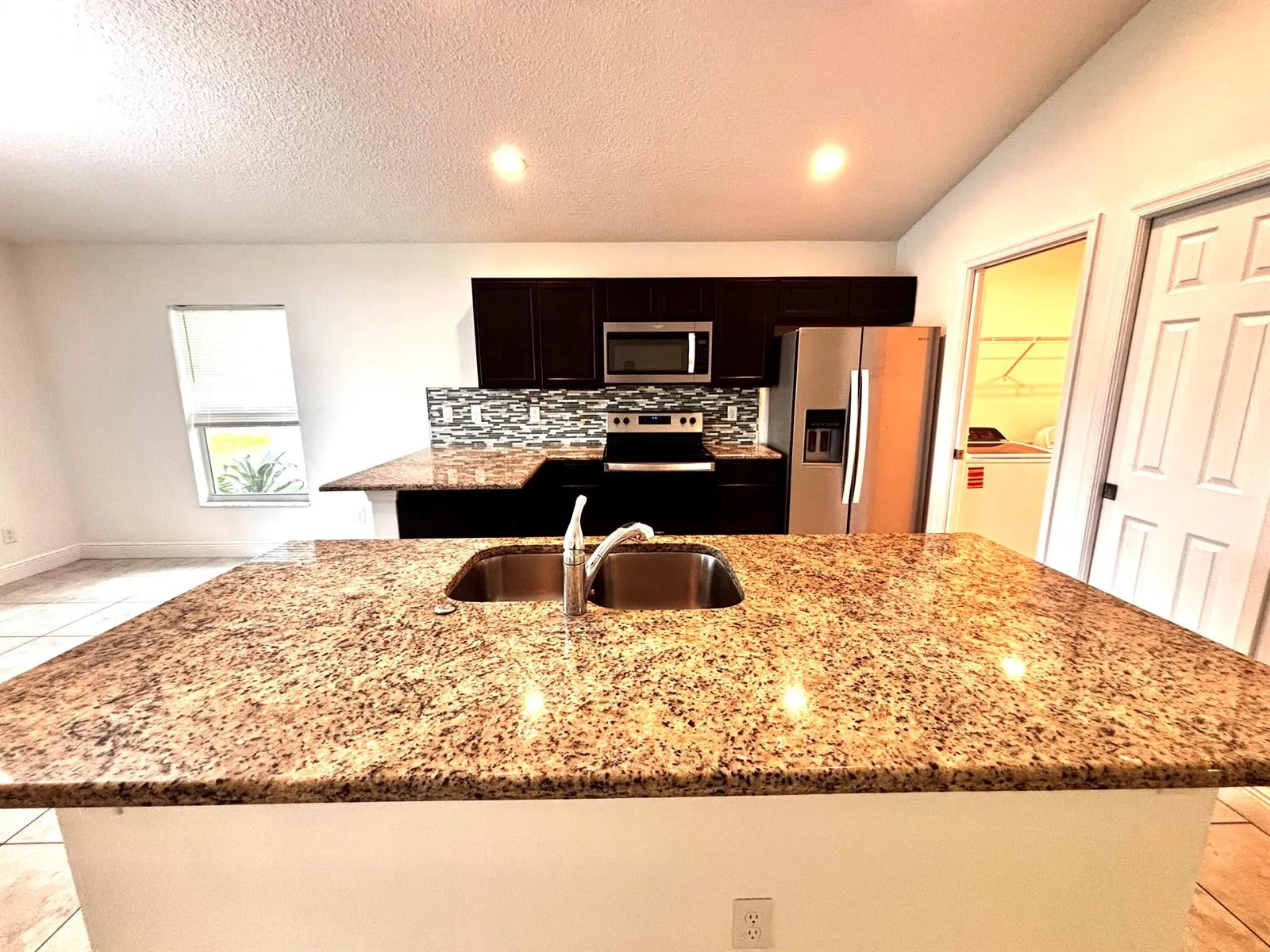 9558 SEA SPRAY Drive, Fort Pierce, FL 34945 photo 6