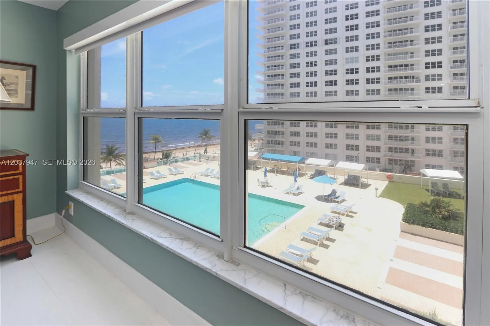 3900 Galt Ocean Dr # 403, Fort Lauderdale, FL 33308 photo 2