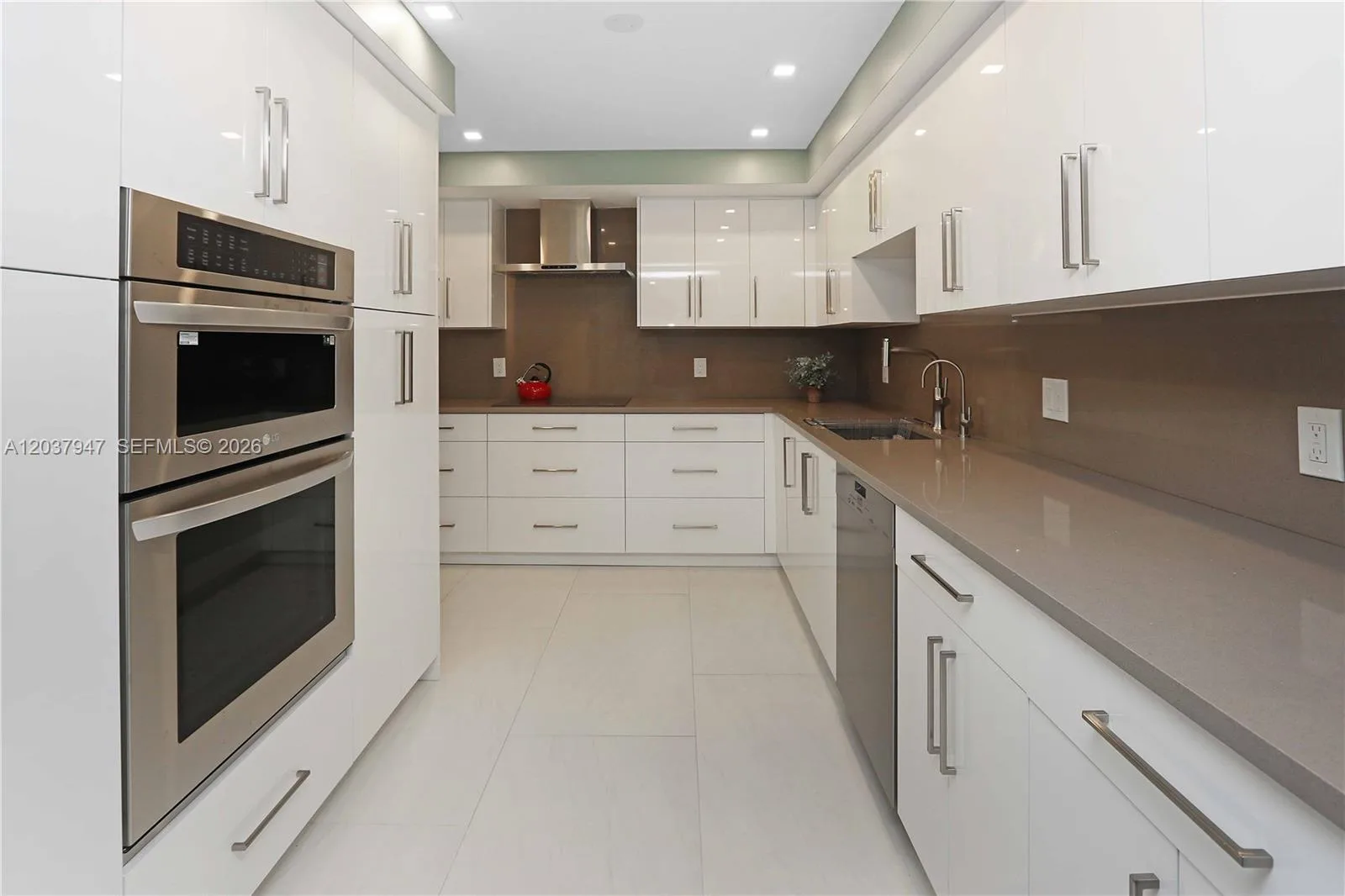 3900 Galt Ocean Dr # 403, Fort Lauderdale, FL 33308 photo 9