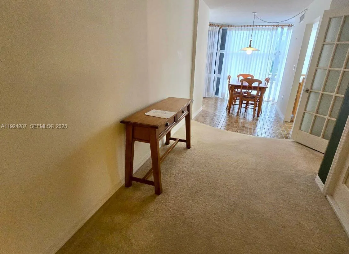 6423 Collins Ave # 207, Miami Beach, FL 33141 photo 6