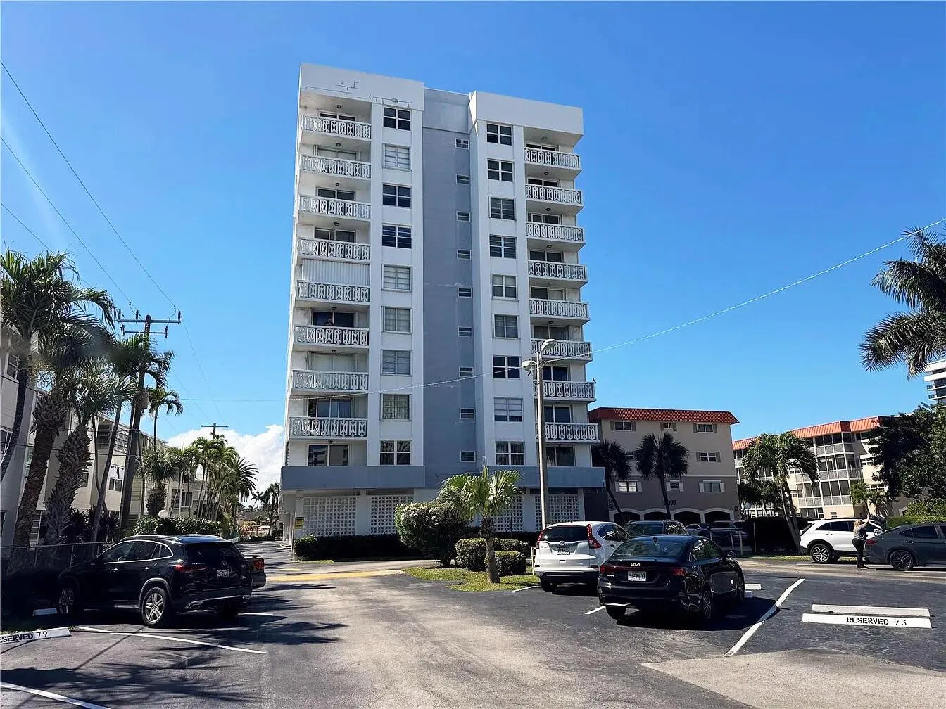 3113 S Ocean Drive # 504, Hallandale Beach, FL 33009