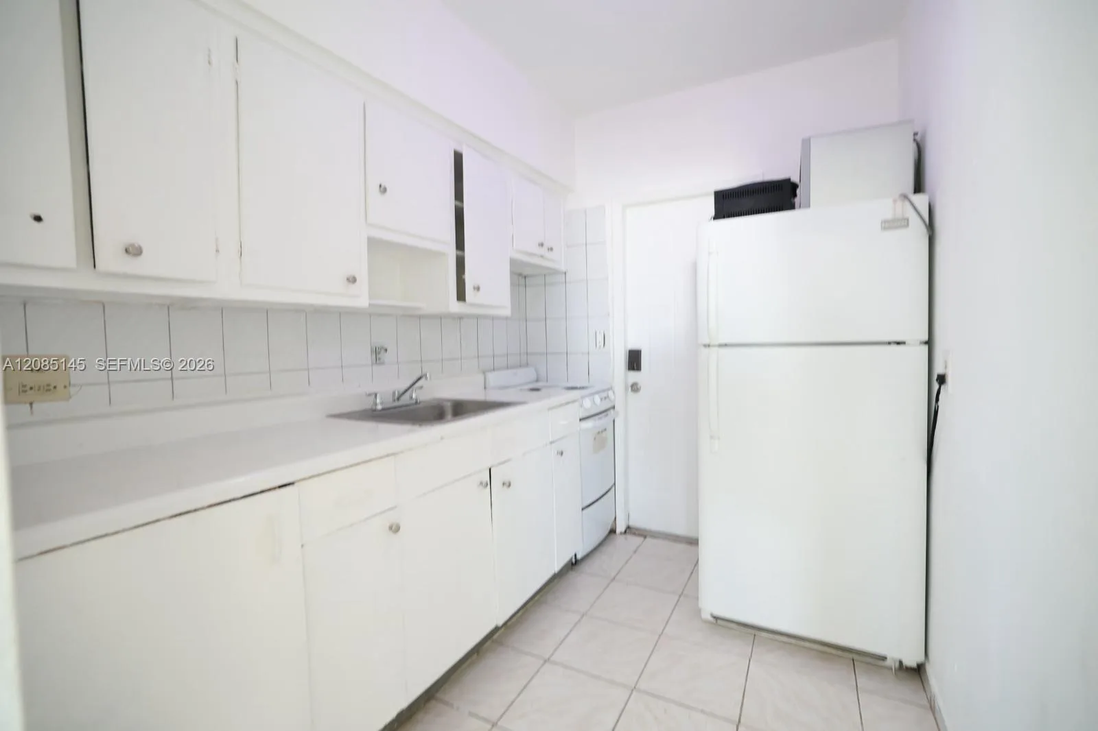 770 83rd St # 3, Miami Beach, FL 33141