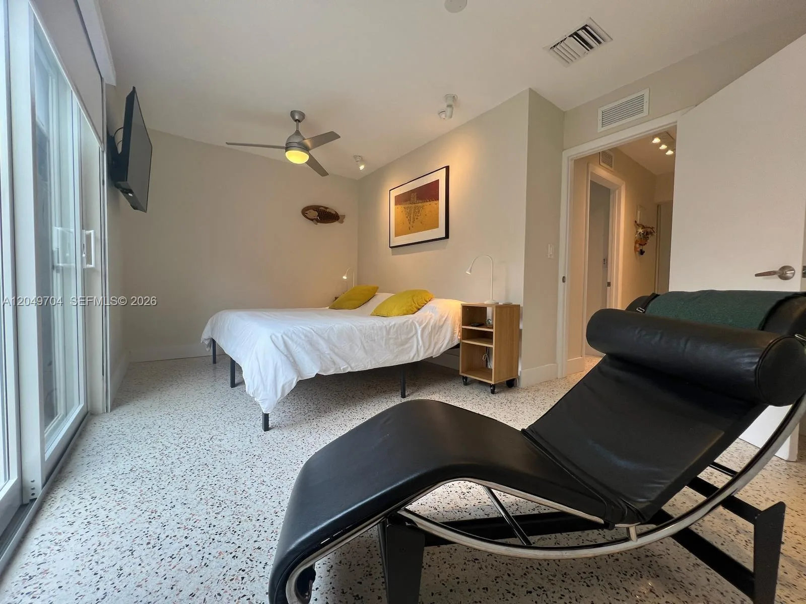 451 SW 24th Rd # 2, Miami, FL 33129 photo 9