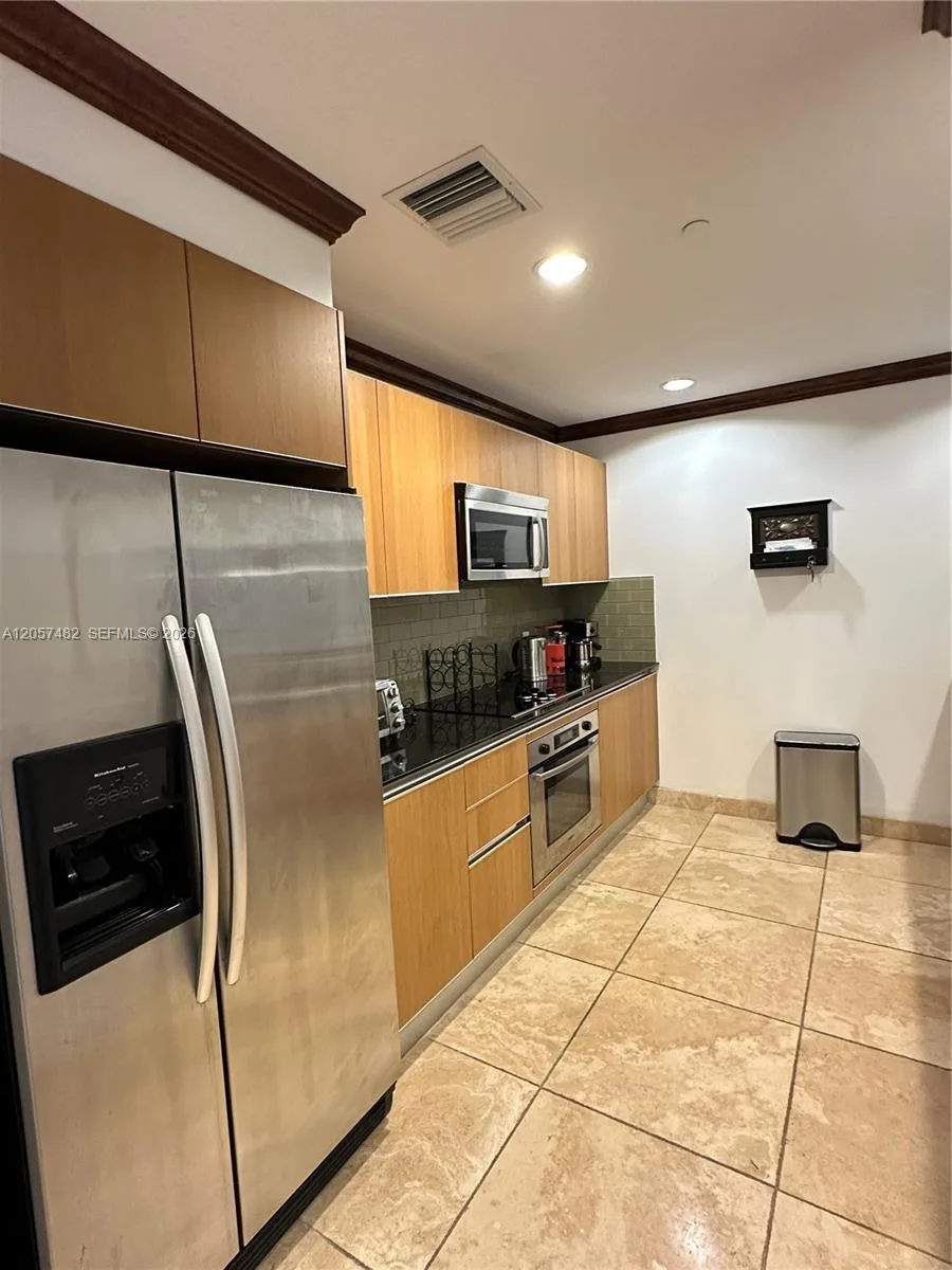 1060 E BRICKELL AV # 3001, Miami, FL 33131 photo 11