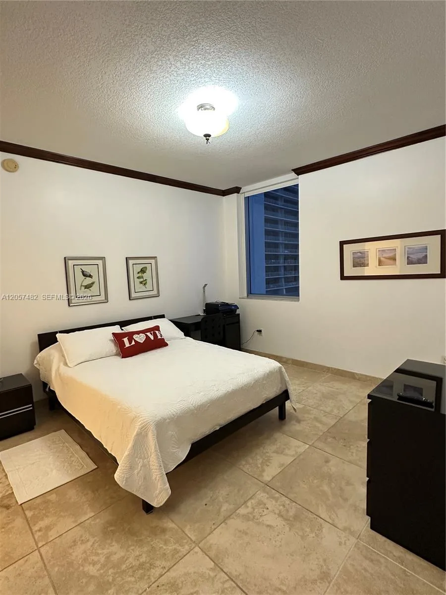 1060 E BRICKELL AV # 3001, Miami, FL 33131 photo 4