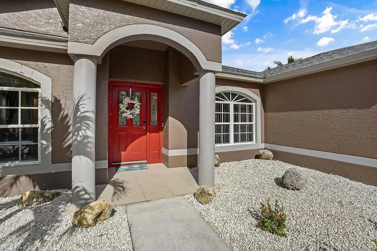 8015 97th Court, Vero Beach, FL 32967 photo 4